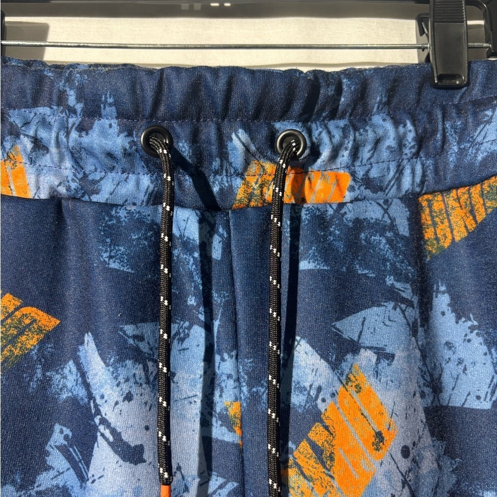 RGSTR - Picture 3 of 9